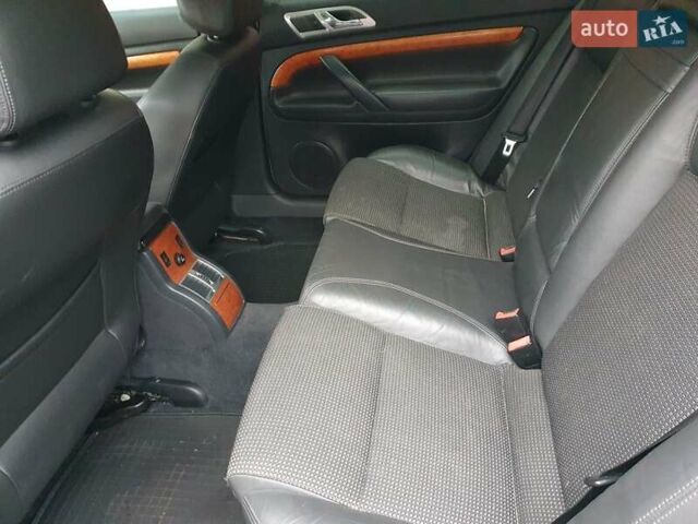 Серый Шкода Суперб, объемом двигателя 1.8 л и пробегом 168 тыс. км за 6100 $, фото 9 на Automoto.ua