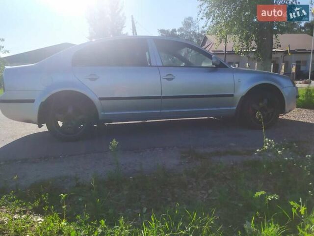 Серый Шкода Суперб, объемом двигателя 1.78 л и пробегом 234 тыс. км за 5699 $, фото 12 на Automoto.ua