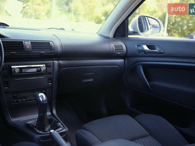 Серый Шкода Суперб, объемом двигателя 1.78 л и пробегом 85 тыс. км за 8100 $, фото 12 на Automoto.ua