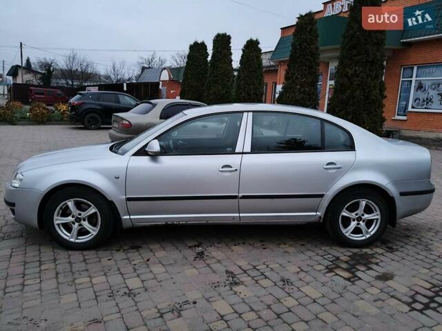 Серый Шкода Суперб, объемом двигателя 1.9 л и пробегом 270 тыс. км за 4350 $, фото 6 на Automoto.ua