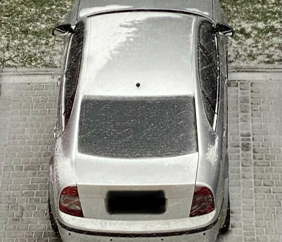 Серый Шкода Суперб, объемом двигателя 1.8 л и пробегом 290 тыс. км за 5500 $, фото 2 на Automoto.ua