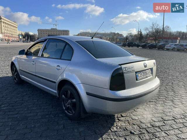 Серый Шкода Суперб, объемом двигателя 1.78 л и пробегом 295 тыс. км за 4900 $, фото 6 на Automoto.ua