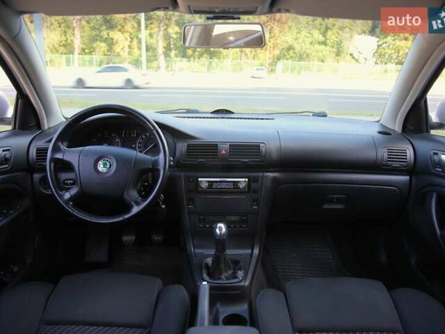 Серый Шкода Суперб, объемом двигателя 1.78 л и пробегом 85 тыс. км за 8100 $, фото 11 на Automoto.ua