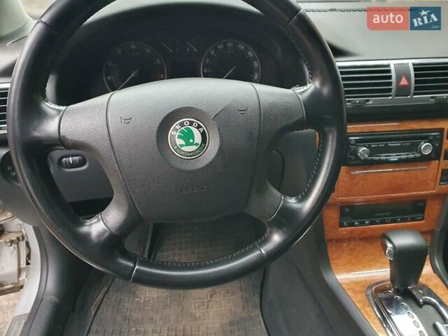 Серый Шкода Суперб, объемом двигателя 1.8 л и пробегом 168 тыс. км за 6100 $, фото 17 на Automoto.ua