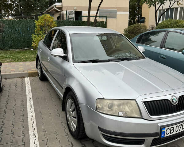 Серый Шкода Суперб, объемом двигателя 1.78 л и пробегом 212 тыс. км за 5400 $, фото 6 на Automoto.ua
