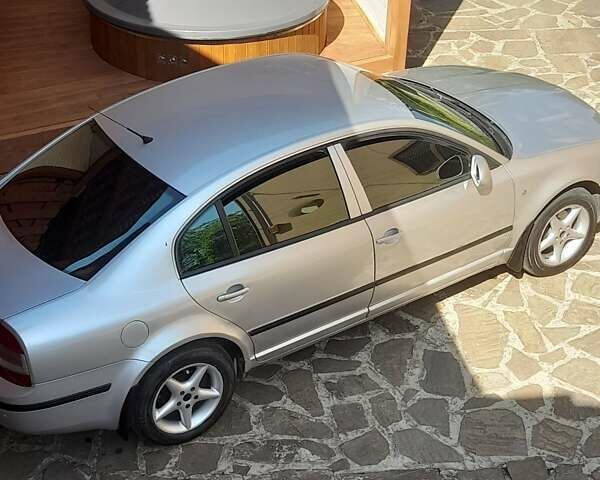 Сірий Шкода Суперб, об'ємом двигуна 1.78 л та пробігом 323 тис. км за 5000 $, фото 11 на Automoto.ua