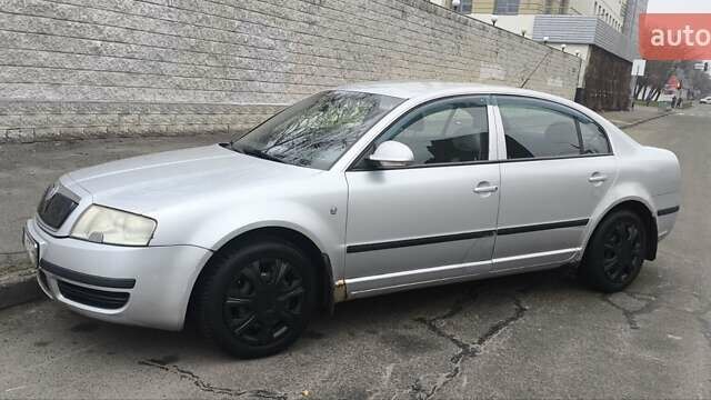 Серый Шкода Суперб, объемом двигателя 1.78 л и пробегом 270 тыс. км за 4700 $, фото 12 на Automoto.ua