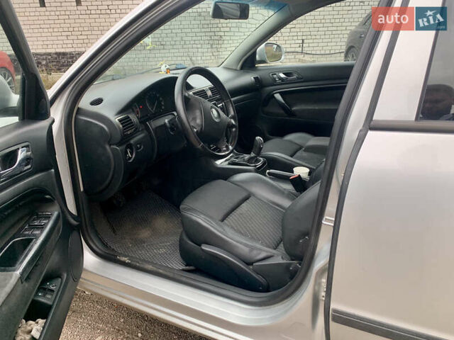 Серый Шкода Суперб, объемом двигателя 1.78 л и пробегом 368 тыс. км за 4650 $, фото 5 на Automoto.ua