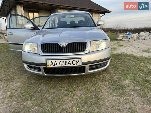 Серый Шкода Суперб, объемом двигателя 1.78 л и пробегом 265 тыс. км за 4600 $, фото 6 на Automoto.ua