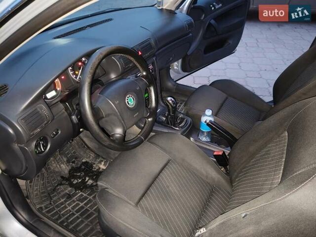 Серый Шкода Суперб, объемом двигателя 1.9 л и пробегом 270 тыс. км за 4350 $, фото 21 на Automoto.ua