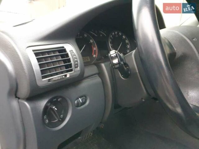 Серый Шкода Суперб, объемом двигателя 1.8 л и пробегом 168 тыс. км за 6100 $, фото 16 на Automoto.ua