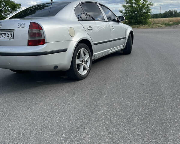 Сірий Шкода Суперб, об'ємом двигуна 1.78 л та пробігом 270 тис. км за 4500 $, фото 3 на Automoto.ua