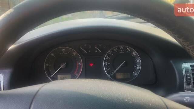 Серый Шкода Суперб, объемом двигателя 1.9 л и пробегом 230 тыс. км за 5200 $, фото 4 на Automoto.ua