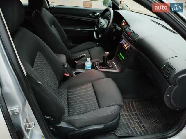 Серый Шкода Суперб, объемом двигателя 1.9 л и пробегом 270 тыс. км за 4350 $, фото 12 на Automoto.ua