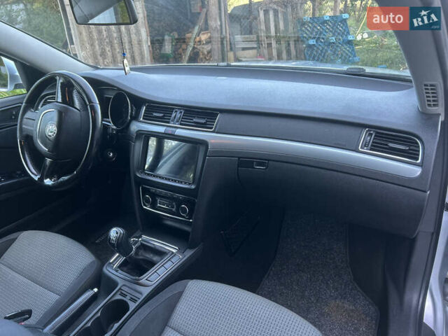 Сірий Шкода Суперб, об'ємом двигуна 1.8 л та пробігом 255 тис. км за 7400 $, фото 16 на Automoto.ua