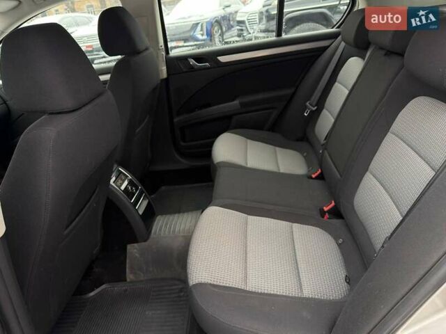 Серый Шкода Суперб, объемом двигателя 1.8 л и пробегом 88 тыс. км за 8200 $, фото 12 на Automoto.ua