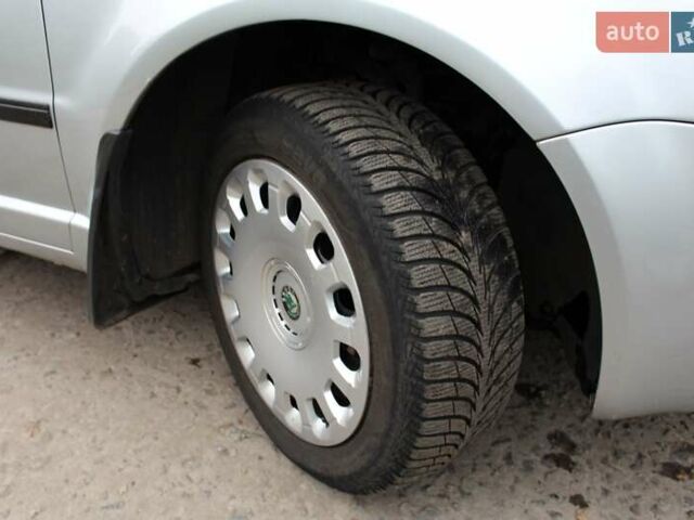 Серый Шкода Суперб, объемом двигателя 1.78 л и пробегом 168 тыс. км за 4700 $, фото 9 на Automoto.ua