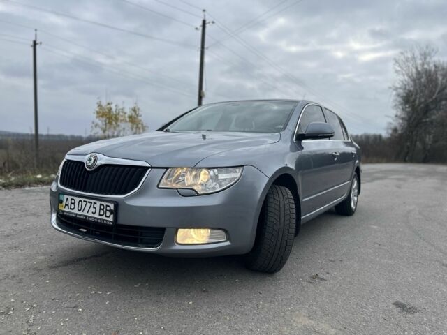 Серый Шкода Суперб, объемом двигателя 1.8 л и пробегом 250 тыс. км за 7499 $, фото 1 на Automoto.ua
