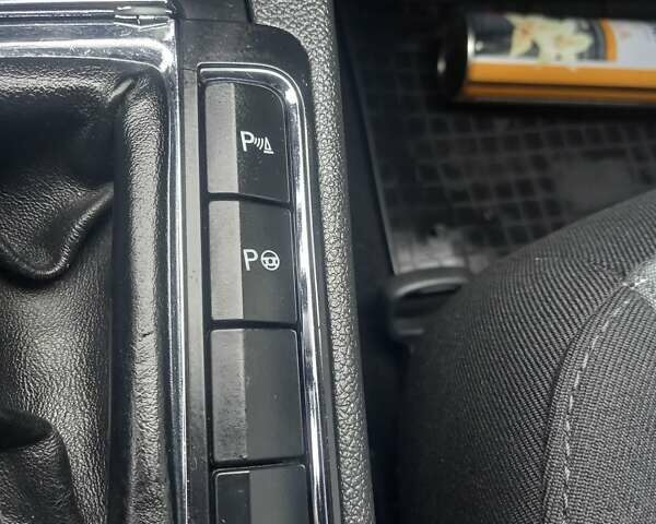 Серый Шкода Суперб, объемом двигателя 1.8 л и пробегом 323 тыс. км за 6350 $, фото 64 на Automoto.ua