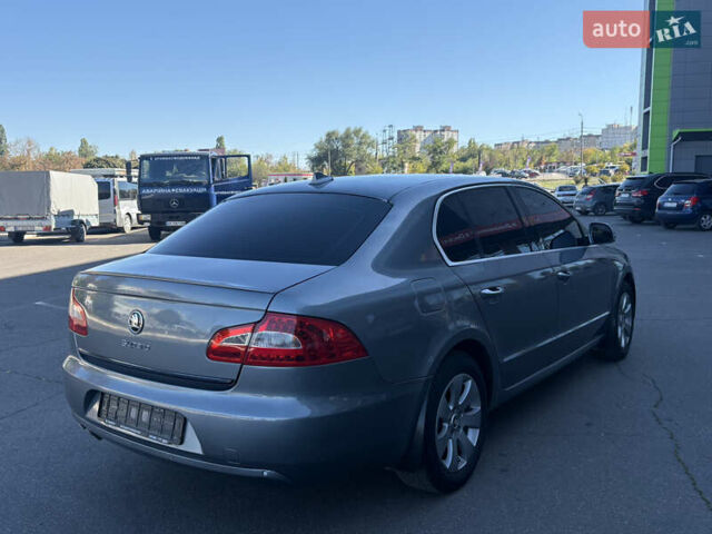 Сірий Шкода Суперб, об'ємом двигуна 1.8 л та пробігом 187 тис. км за 8450 $, фото 4 на Automoto.ua