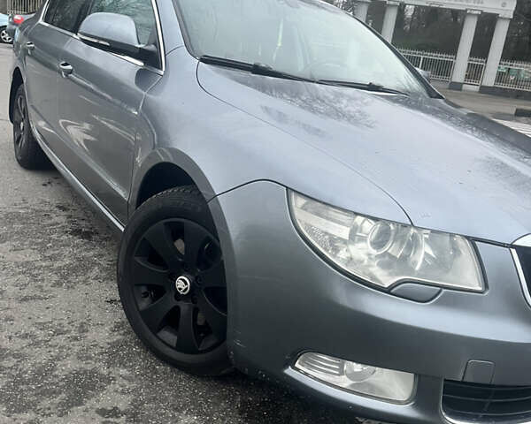Сірий Шкода Суперб, об'ємом двигуна 1.8 л та пробігом 218 тис. км за 7500 $, фото 2 на Automoto.ua