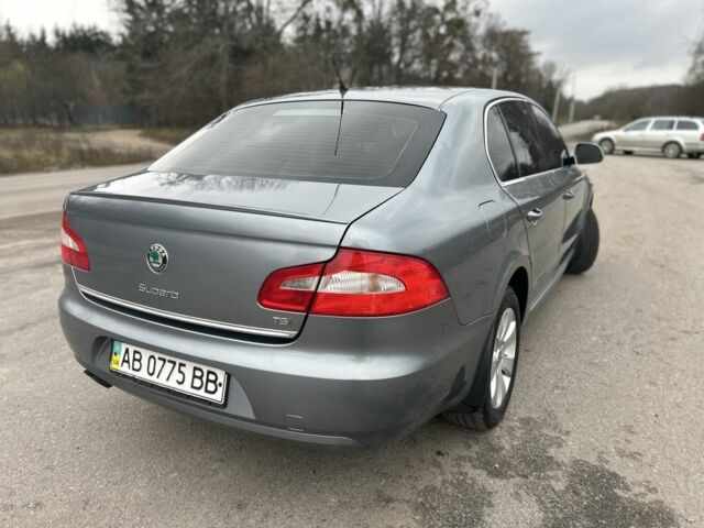 Серый Шкода Суперб, объемом двигателя 1.8 л и пробегом 250 тыс. км за 7499 $, фото 4 на Automoto.ua