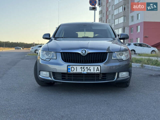 Сірий Шкода Суперб, об'ємом двигуна 1.8 л та пробігом 217 тис. км за 8500 $, фото 1 на Automoto.ua