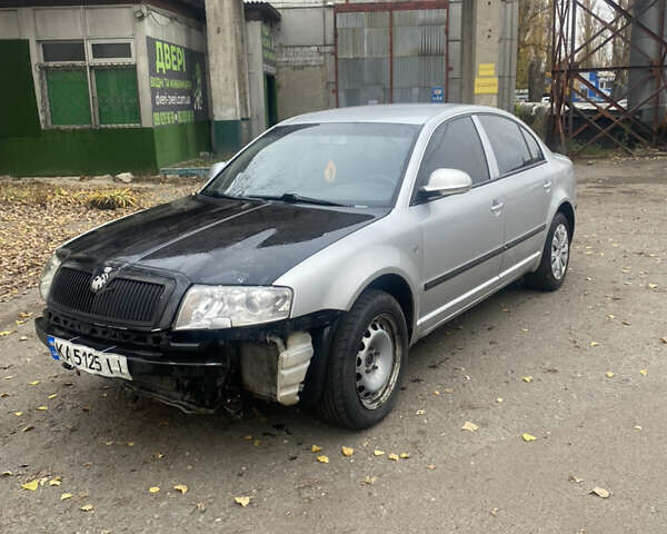 Серый Шкода Суперб, объемом двигателя 1.78 л и пробегом 340 тыс. км за 3299 $, фото 5 на Automoto.ua