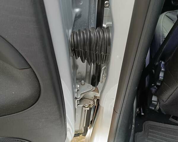 Сірий Шкода Суперб, об'ємом двигуна 1.9 л та пробігом 220 тис. км за 5400 $, фото 14 на Automoto.ua