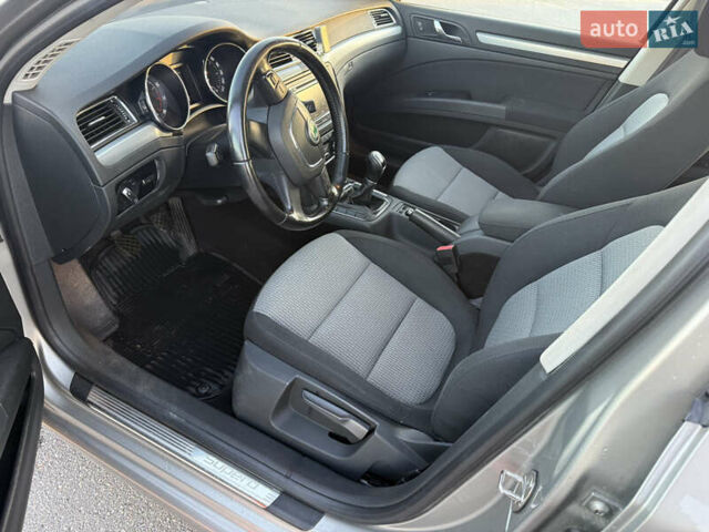 Сірий Шкода Суперб, об'ємом двигуна 0 л та пробігом 87 тис. км за 8000 $, фото 5 на Automoto.ua