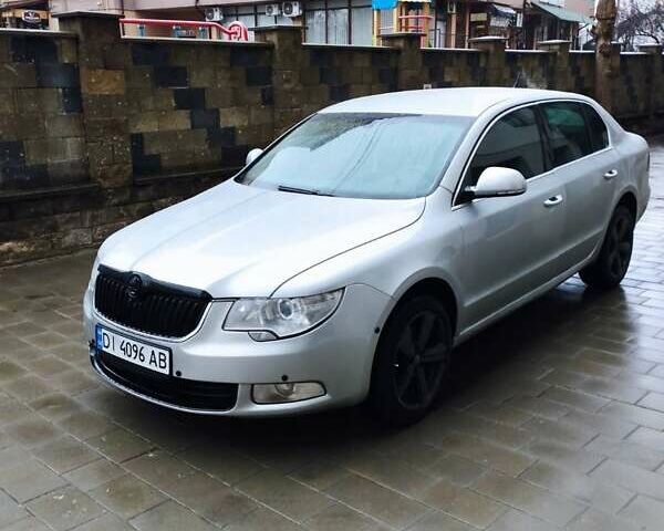 Сірий Шкода Суперб, об'ємом двигуна 1.78 л та пробігом 213 тис. км за 5800 $, фото 1 на Automoto.ua