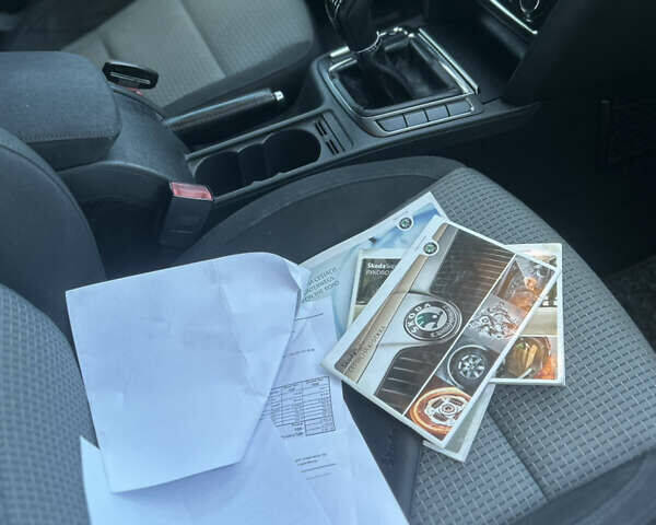 Сірий Шкода Суперб, об'ємом двигуна 1.8 л та пробігом 255 тис. км за 7400 $, фото 10 на Automoto.ua