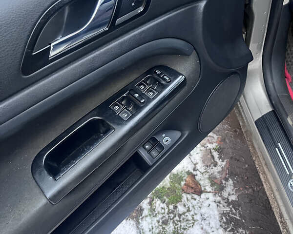 Серый Шкода Суперб, объемом двигателя 1.9 л и пробегом 350 тыс. км за 6600 $, фото 8 на Automoto.ua