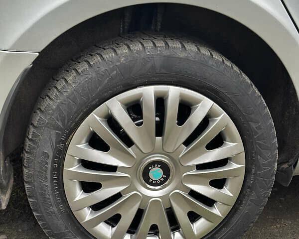 Сірий Шкода Суперб, об'ємом двигуна 1.8 л та пробігом 255 тис. км за 7499 $, фото 17 на Automoto.ua