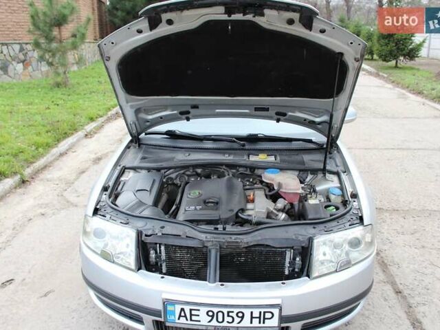 Серый Шкода Суперб, объемом двигателя 1.78 л и пробегом 168 тыс. км за 4700 $, фото 21 на Automoto.ua