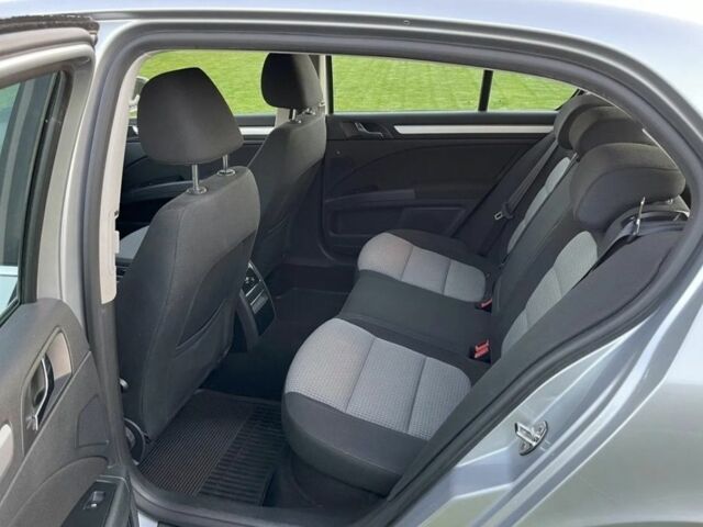 Сірий Шкода Суперб, об'ємом двигуна 0 л та пробігом 214 тис. км за 3500 $, фото 7 на Automoto.ua