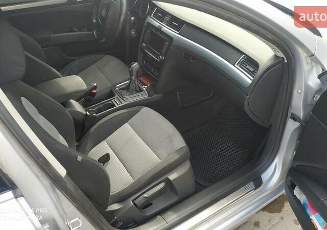 Серый Шкода Суперб, объемом двигателя 1.8 л и пробегом 230 тыс. км за 8999 $, фото 9 на Automoto.ua
