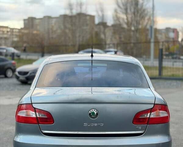 Сірий Шкода Суперб, об'ємом двигуна 1.8 л та пробігом 212 тис. км за 5750 $, фото 5 на Automoto.ua