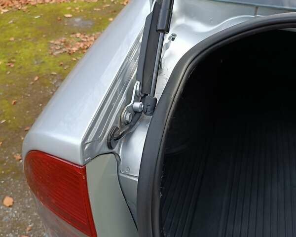 Сірий Шкода Суперб, об'ємом двигуна 1.9 л та пробігом 220 тис. км за 5400 $, фото 21 на Automoto.ua