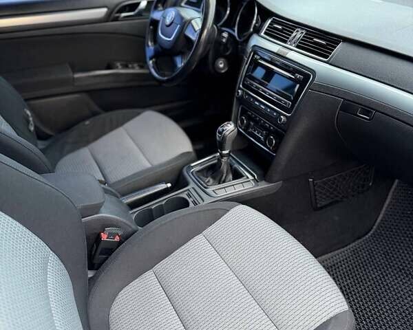 Сірий Шкода Суперб, об'ємом двигуна 1.8 л та пробігом 212 тис. км за 5750 $, фото 8 на Automoto.ua