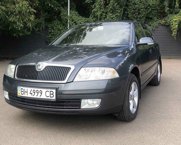 Сірий Шкода Суперб, об'ємом двигуна 1.6 л та пробігом 170 тис. км за 6300 $, фото 5 на Automoto.ua