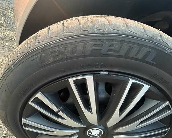 Шкода Суперб 2008 в Николаеве на Automoto.ua Серый Шкода Суперб, объемом двигателя 1.78 л и пробегом 344 тыс. км за 5300 $, фото 9 на Automoto.ua