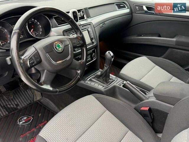 Серый Шкода Суперб, объемом двигателя 1.8 л и пробегом 88 тыс. км за 8200 $, фото 17 на Automoto.ua