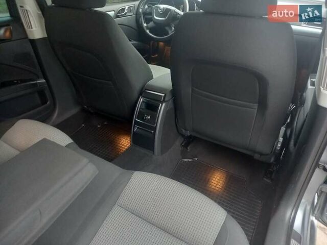 Серый Шкода Суперб, объемом двигателя 1.8 л и пробегом 323 тыс. км за 6350 $, фото 31 на Automoto.ua