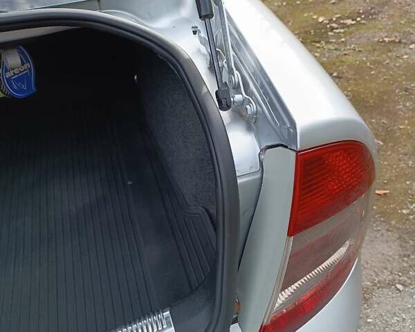 Сірий Шкода Суперб, об'ємом двигуна 1.9 л та пробігом 220 тис. км за 5400 $, фото 23 на Automoto.ua