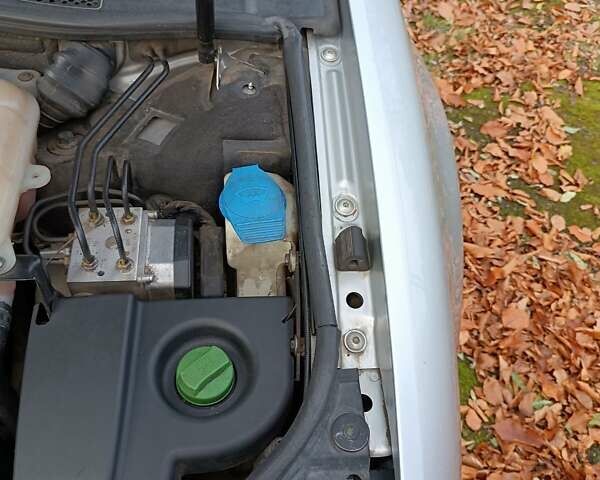 Сірий Шкода Суперб, об'ємом двигуна 1.9 л та пробігом 220 тис. км за 5400 $, фото 19 на Automoto.ua