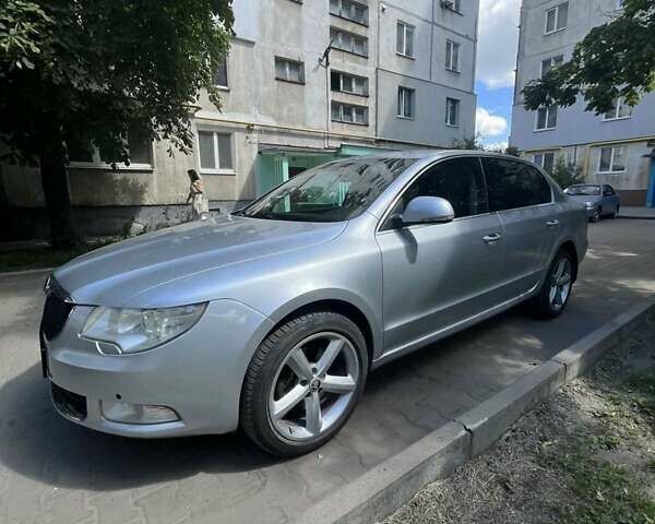 Сірий Шкода Суперб, об'ємом двигуна 1.8 л та пробігом 320 тис. км за 6900 $, фото 3 на Automoto.ua