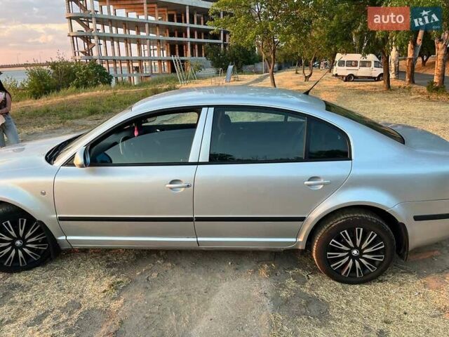 Шкода Суперб 2008 в Николаеве на Automoto.ua Серый Шкода Суперб, объемом двигателя 1.78 л и пробегом 344 тыс. км за 5300 $, фото 5 на Automoto.ua