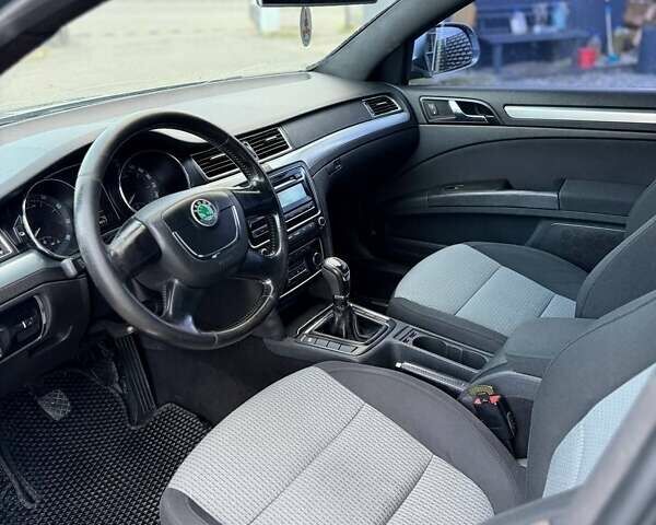 Сірий Шкода Суперб, об'ємом двигуна 1.8 л та пробігом 212 тис. км за 5750 $, фото 9 на Automoto.ua