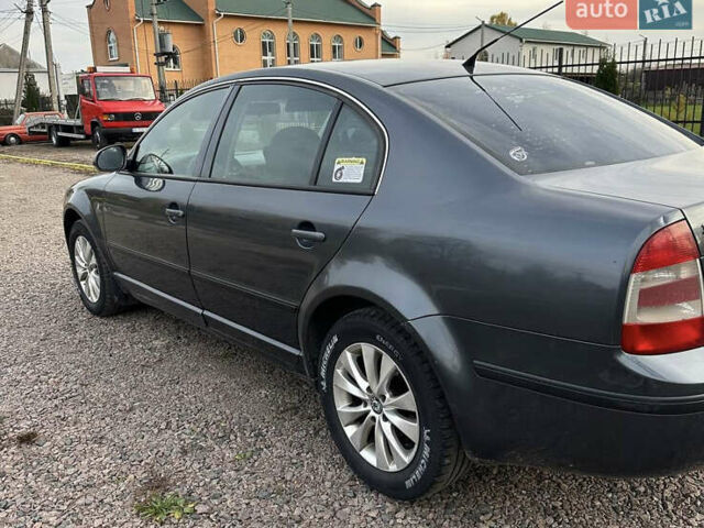 Серый Шкода Суперб, объемом двигателя 1.8 л и пробегом 315 тыс. км за 5100 $, фото 4 на Automoto.ua